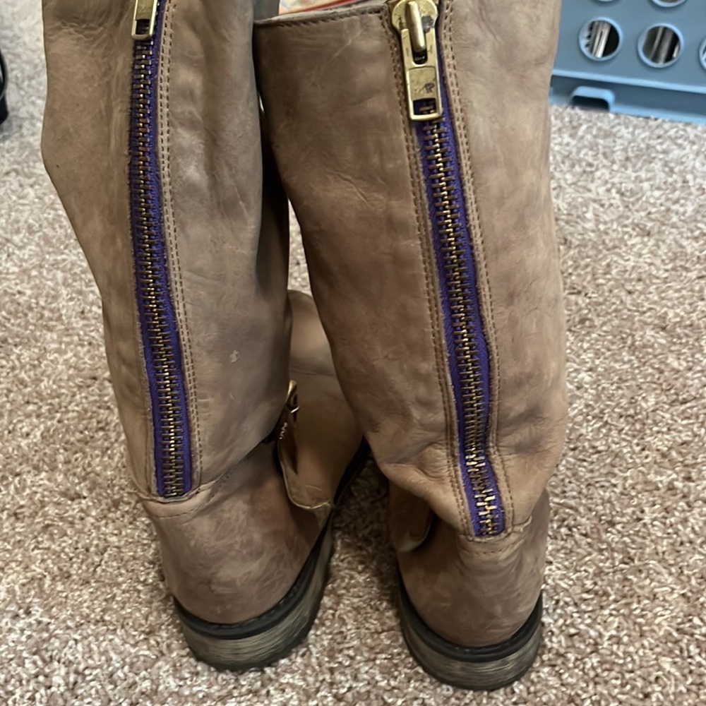 Women’s boots